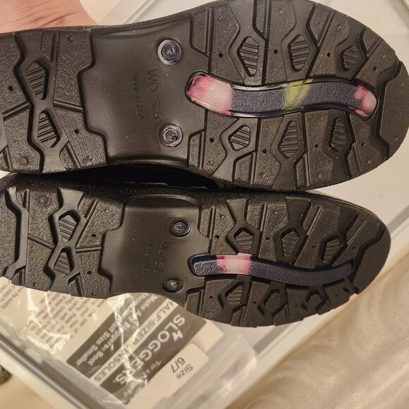 Sloggers Gardening/Waterproof Clog Shoes. NWT. Size 6, plus with extra inserts. - Picture 9 of 9